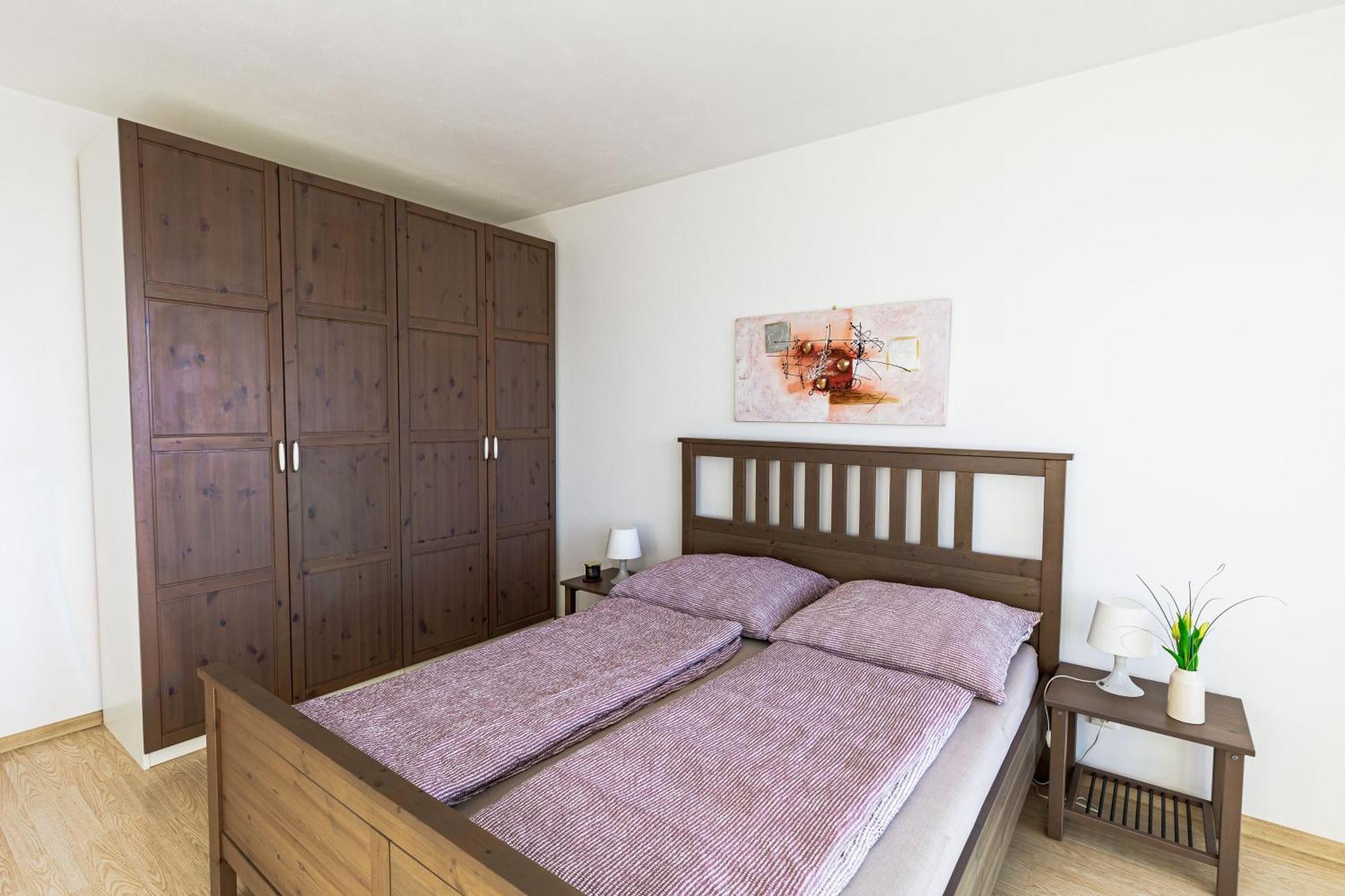 Sunny Apartment With Amazing Terrace On The 13Th Floor Near City Center Братислава Екстериор снимка
